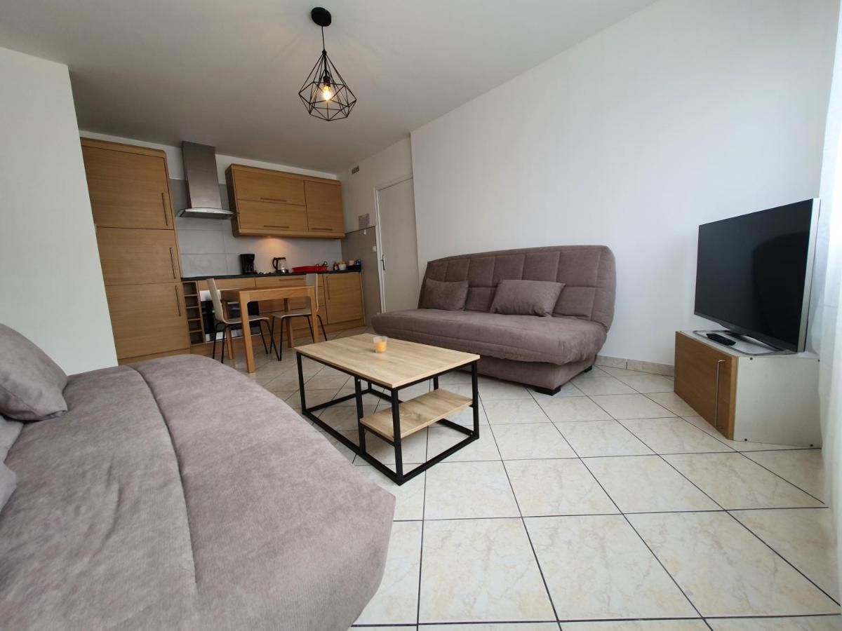 Apart 5 Personnes, 1Min Gare D'Annemasse, Geneve 5Km Apartment Bagian luar foto