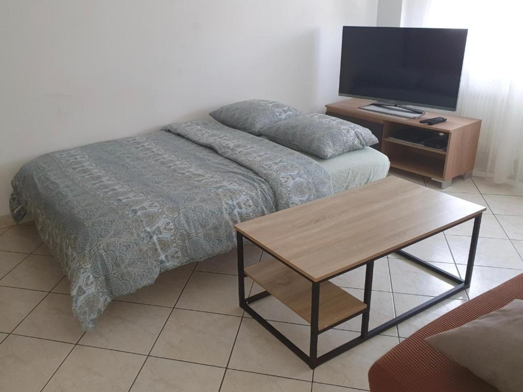 Apart 5 Personnes, 1Min Gare D'Annemasse, Geneve 5Km Apartment Bagian luar foto