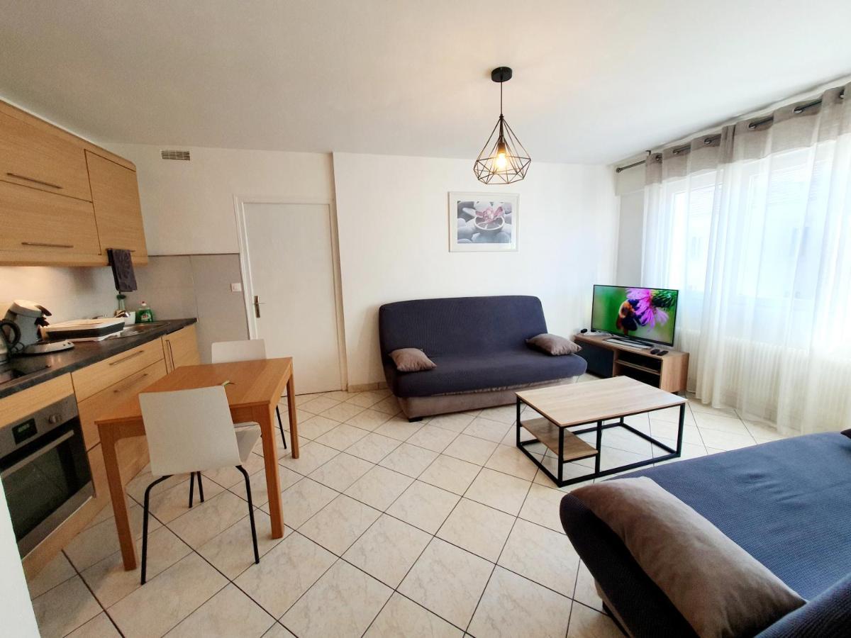 Apart 5 Personnes, 1Min Gare D'Annemasse, Geneve 5Km Apartment Bagian luar foto